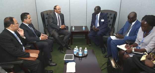 الشيخ صباح الخالد يلتقي وزير خارجية جنوب السودان