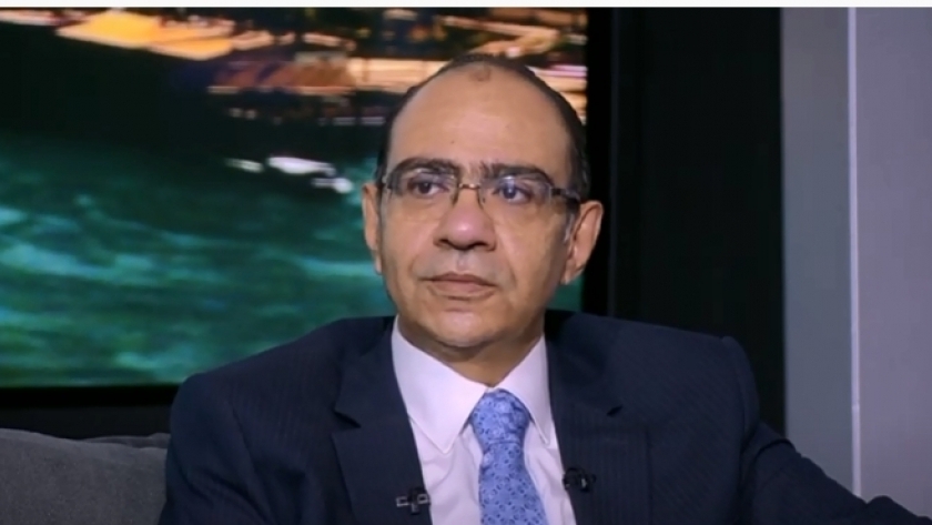 الدكتور حسام حسني، رئيس اللجنة العلمية لمجابهة فيروس كورونا المستجد "كوفيد19" بوزارة الصحة والسكان
