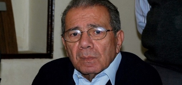 الكاتب الصحفي نبيل زكي