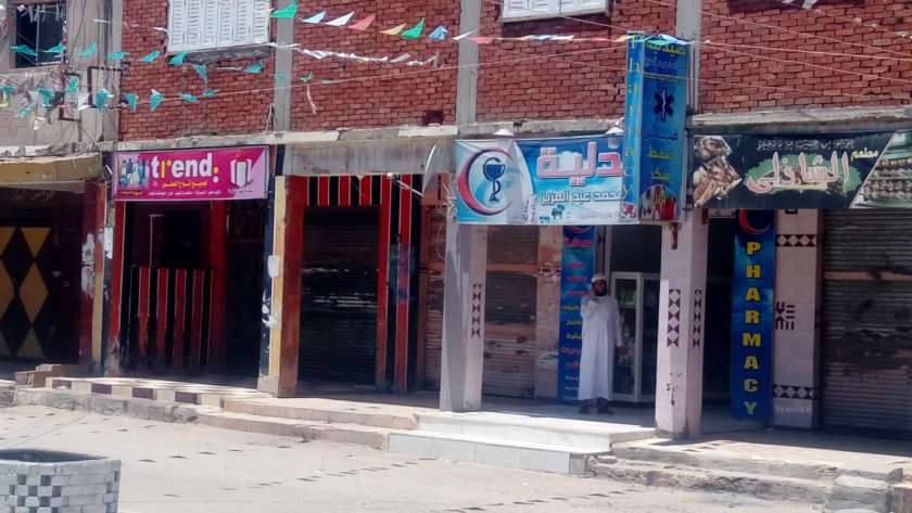 إغلاق المحلات بالقنطرة شرق ثالث أيام العيد