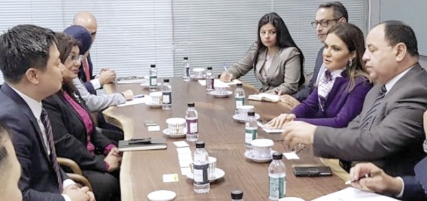 «نصر» أثناء جلسة المفاوضات مع الجانب الكورى