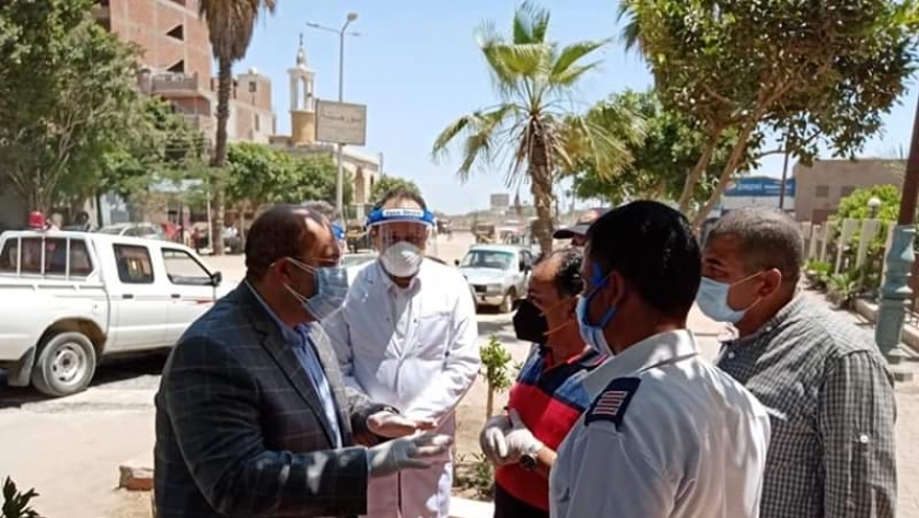 نائب محافظ الجيزة يتفقد مستشفى مبارك المركزي بمنشأه القناطر