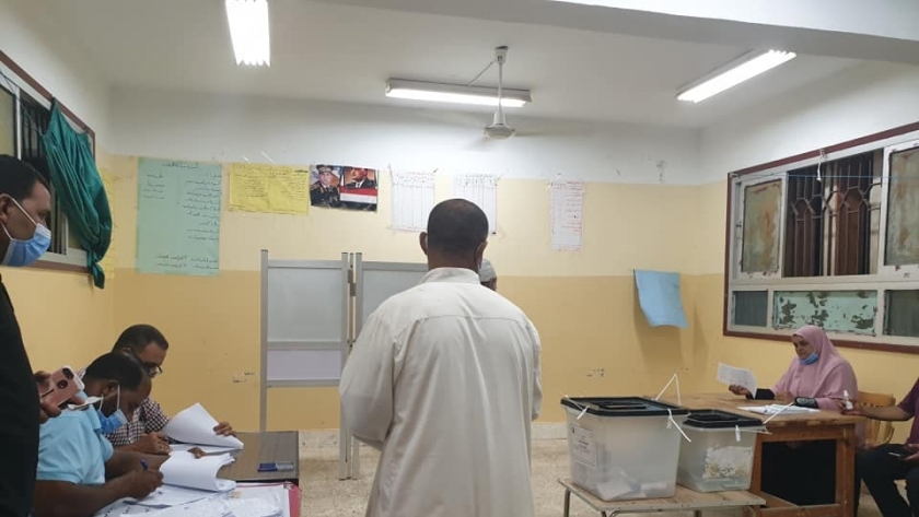 اقبال ملحوظ على لجان انتخابات اشيوخ في كفر الشيخ قبل غلق التصويت