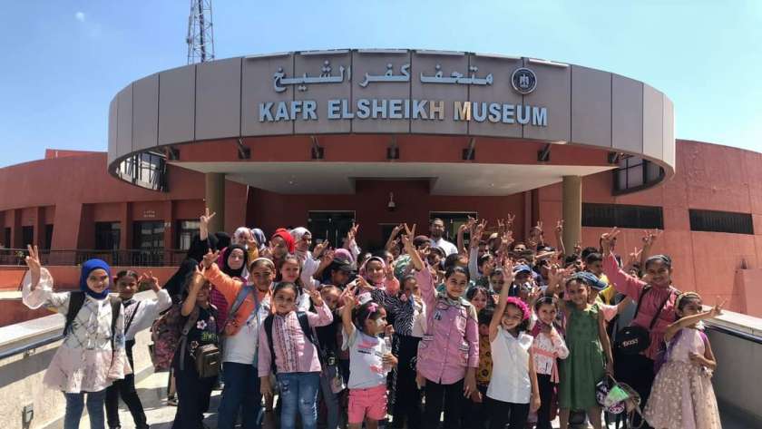 متحف كفر الشيخ يستقبل عددا من الوفود الطلابية