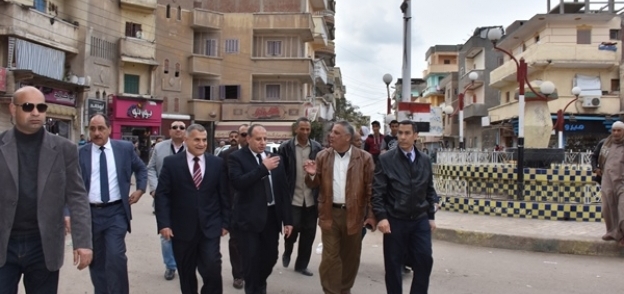 المحافظ يتفقد شوارع أبوحمص