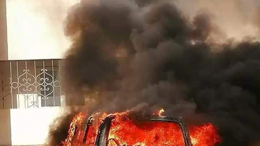 حريق ميكروباص في الإسكندرية
