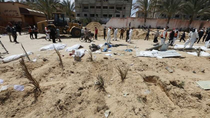 مقابر جماعية في مستشفيات قطاع غزة