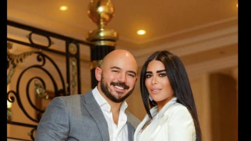 محمود العسيلي وزوجته