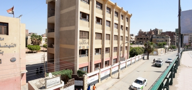 مدرسة «النهضة الإعدادية» بعد تجديدها