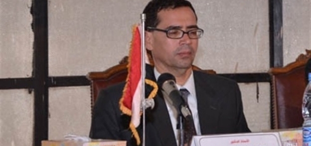 الدكتور أحمد عجيبة الامين العام للمجلس الاعلي للشئون الاسلامية