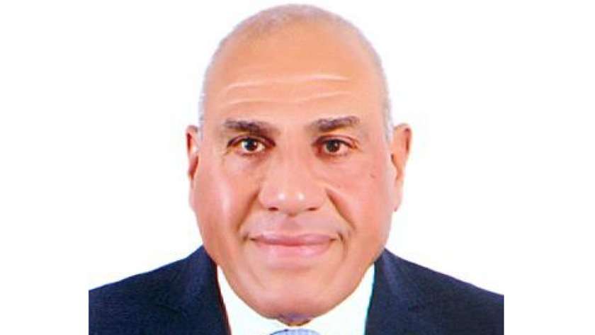اللواء أركان حرب مختار عبداللطيف رئيس الهيئة العربية للتصنيع
