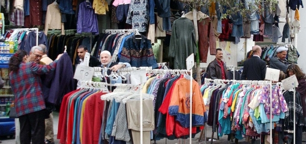 سوق الملابس المستعملة بالوكالة - صورة أرشيفية