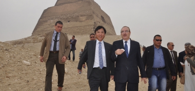 السفير الياباني يبدي سعادته بزيارة المناطق الأثرية في بني سويف