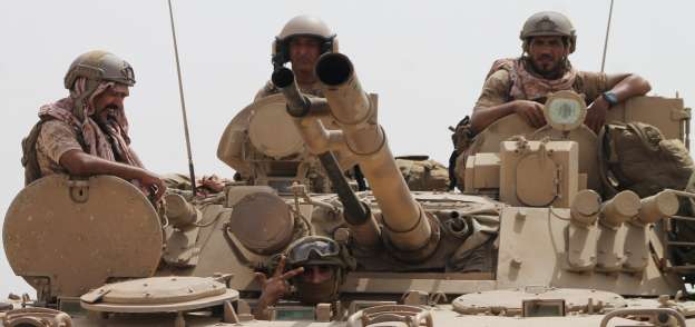 عناصر من قوات التحالف العربي