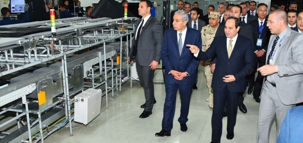 الرئيس خلال افتتاح عدد من المشروعات التنموية فى بنى سويف