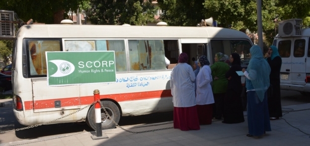 انطلاق قافلة المسح الطبي المجاني للسيدات بجامعة أسيوط