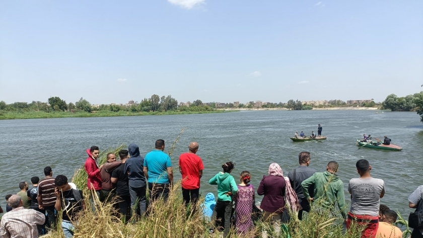 غرق شاب وخطيبته في نهر النيل