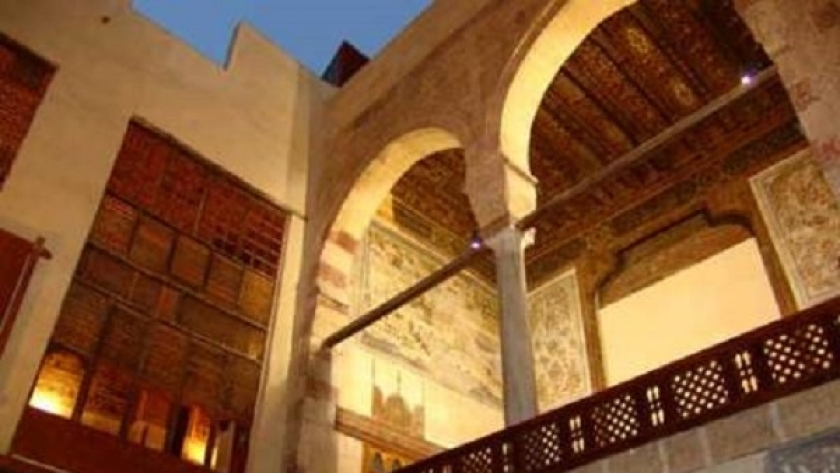 بيت الشعر العربي
