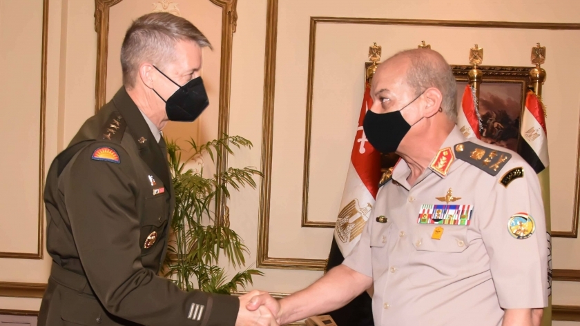 وزير الدفاع يلتقي قائد الحرس الوطني الأمريكي خلال زيارته الرسمية لمصر