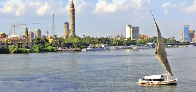 صورة للنيل ومعالم القاهرة