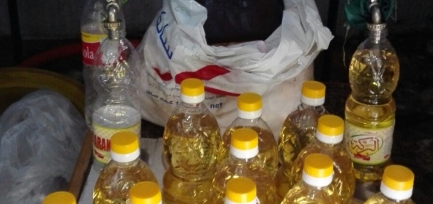 مصادرة 240 زجاجة تمويني مدعم وبائع سجائر مجهولة المصدر قبل بيعها فى السوق السوداء بالغربية