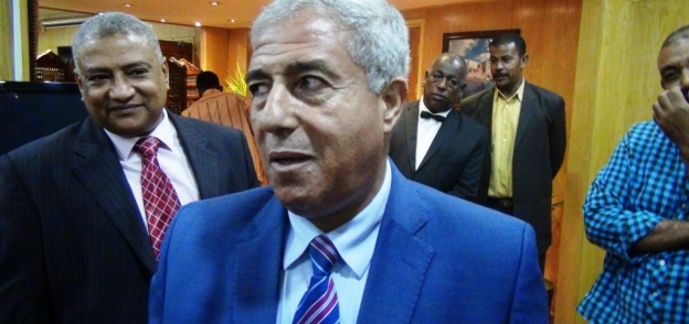 أحمد إبراهيم محافظ أسوان