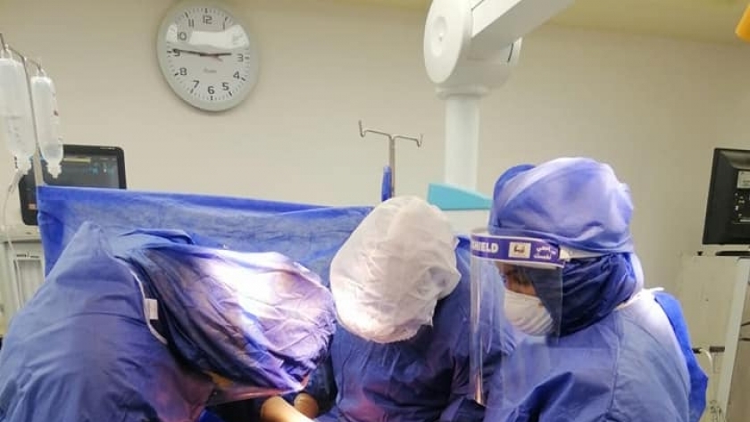 عملية ولادة قيصرية لمريضة كرونا بالإسماعيلية