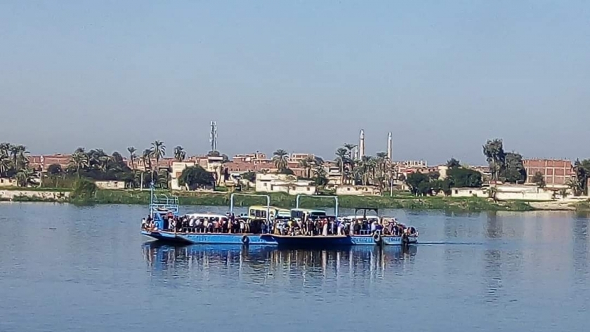 معدية نهرية في النيل