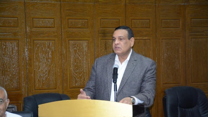 اللواء هشام آمنة، وزير التنمية المحلية