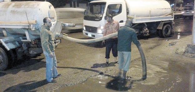 بالوعات لصرف مياه الأمطار فى شوارع القليوبية غير مطابقة للمواصفات