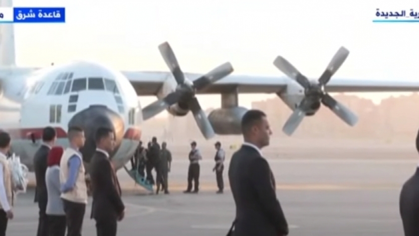 وصول طائرة جديدة تقل مصريين قادمين من السودان