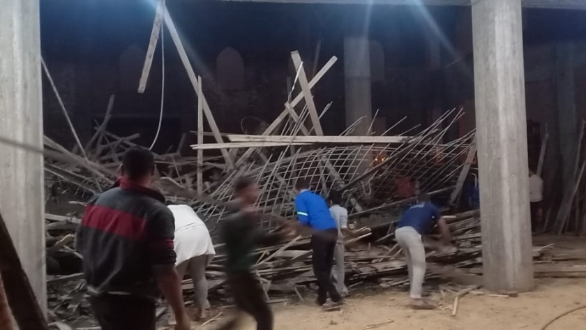 انهيار سقف مسجد تحت الإنشاء بالعاشر من رمضان
