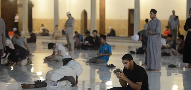 حكم الاعتكاف في غير رمضان الإفتاء توضحه