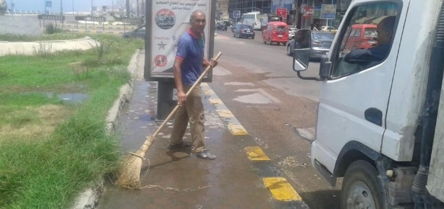 حملة لنظافة وتجميل حي وسط بالإسكندرية