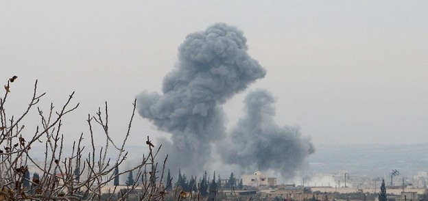 القوات التركية والنصرة تقصفان مواقع القوات السورية جنوب إدلب