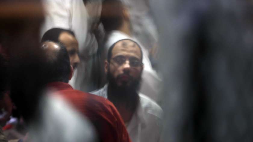 لإدانته بارتكاب 54 عملية إرهابية.. أبرز أحكام الإعدام ضد هشام عشماوي
