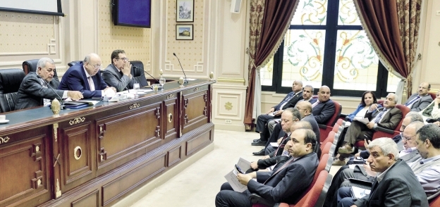 لجنة الإسكان بالبرلمان خلال مناقشة موازنة هيئات وزارة الإسكان
