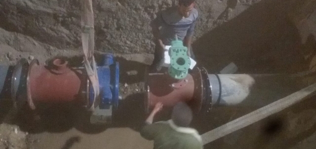 تجهيز موتور رافع بقرية كحك بالفيوم لتحسين ضغط مياه الشرب