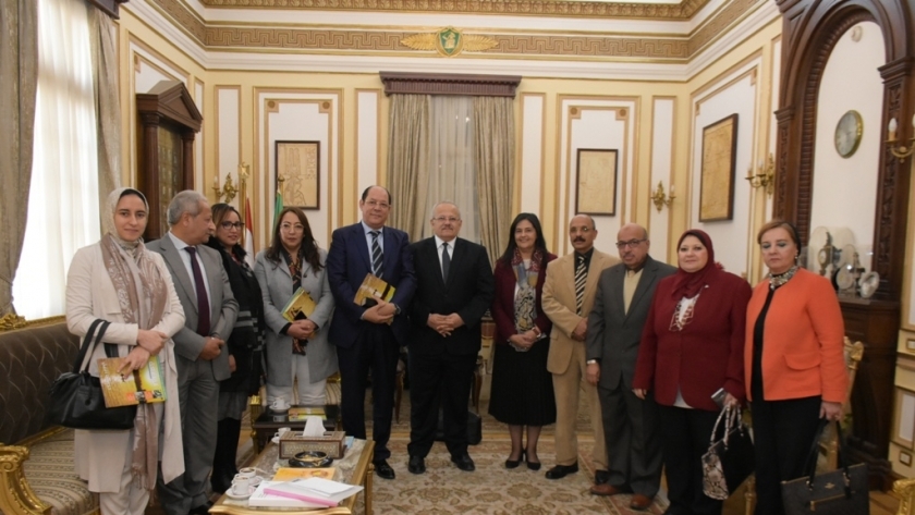 الخشت يلتقى بوفد السفارة المغربية