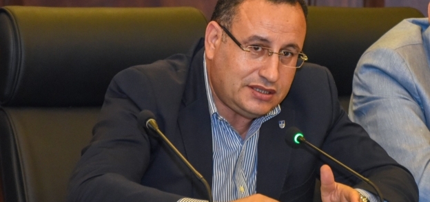  محافظ الإسكندرية يناقش مقترحات أعضاء مجلس النواب لجذب المواطنين للمشاركة في مبادرة الكشف عن فيروس سي