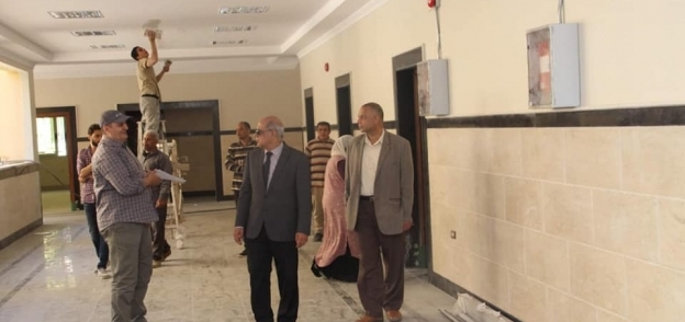 رئيس جامعة كفر الشيخ يتفقد المبانى الجديدة لـ"الحاسبات وعلوم النانو"