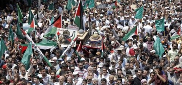 بالصور| الآلاف يتظاهرون في الأردن تنديدا بإجراءات الاحتلال في الأقصى