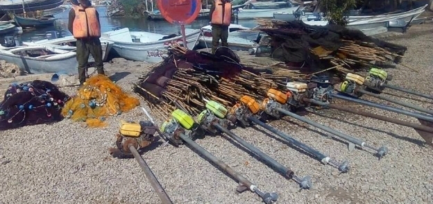 ضبط عدداً من قضايا الصيد الجائر فى كفر الشيخ