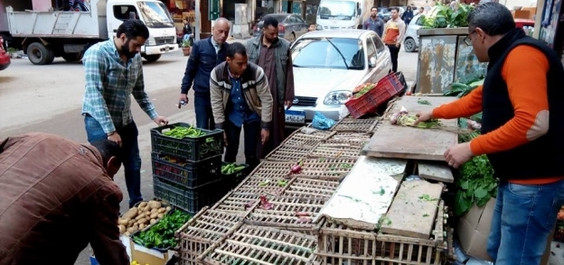حملة مكبرة لإزالة الاشغالات بحي منتزه ثان بالإسكندرية