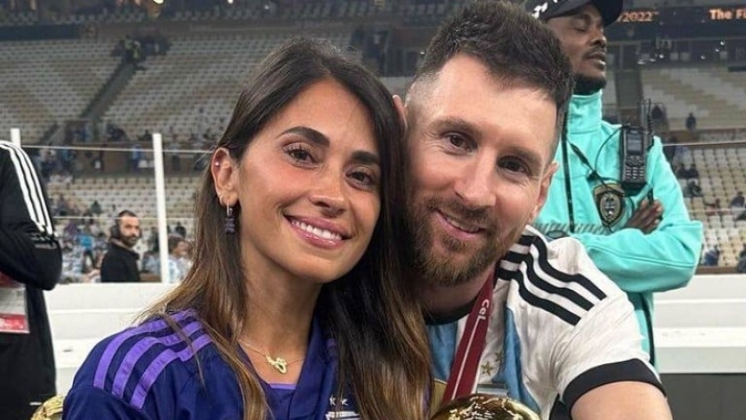 ليونيل ميسي لاعب إنتر ميلان ومنتخب الأرجنتين وزوجته أنتونيلا