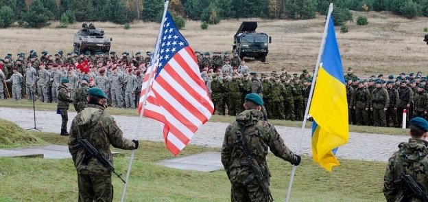 تدريبات عسكرية مشترك بين أوكرانيا وأمريكا