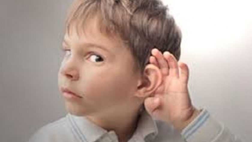 الأطفال ضعاف السمع