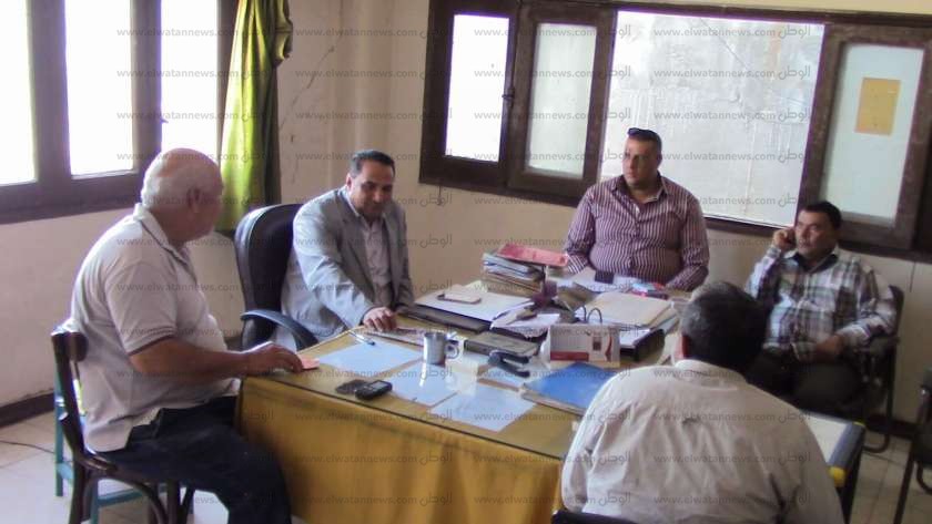 لجنة للكشف على العاملين بمركز كفر سعد لتبين تعاطيهم المخدرات من عدمه