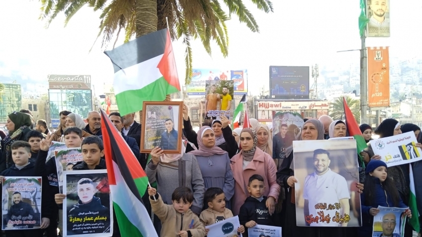 الأطفال يشاركون في مظاهرات الضفة الغربية