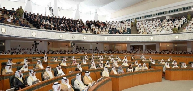 لجنة برلمانية كويتية أقرت قانون إقامة الوافدين الجديد